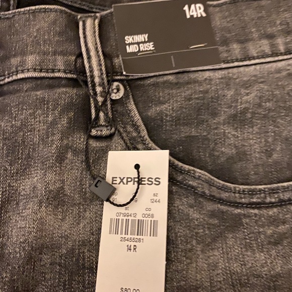 Black skinny jeans